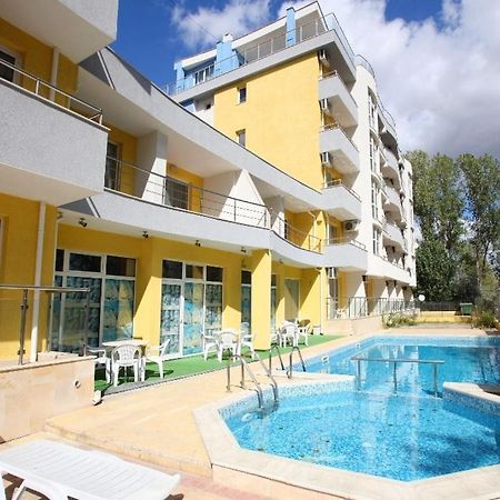 Sofia Apartments In Sunny Residence Pantai Sunny Luaran gambar