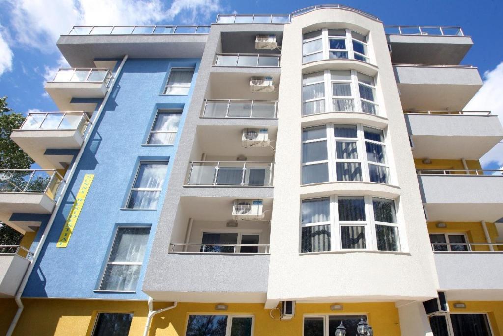 Sofia Apartments In Sunny Residence Pantai Sunny Luaran gambar