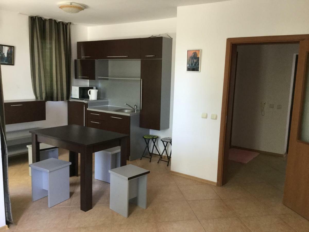 Sofia Apartments In Sunny Residence Pantai Sunny Luaran gambar