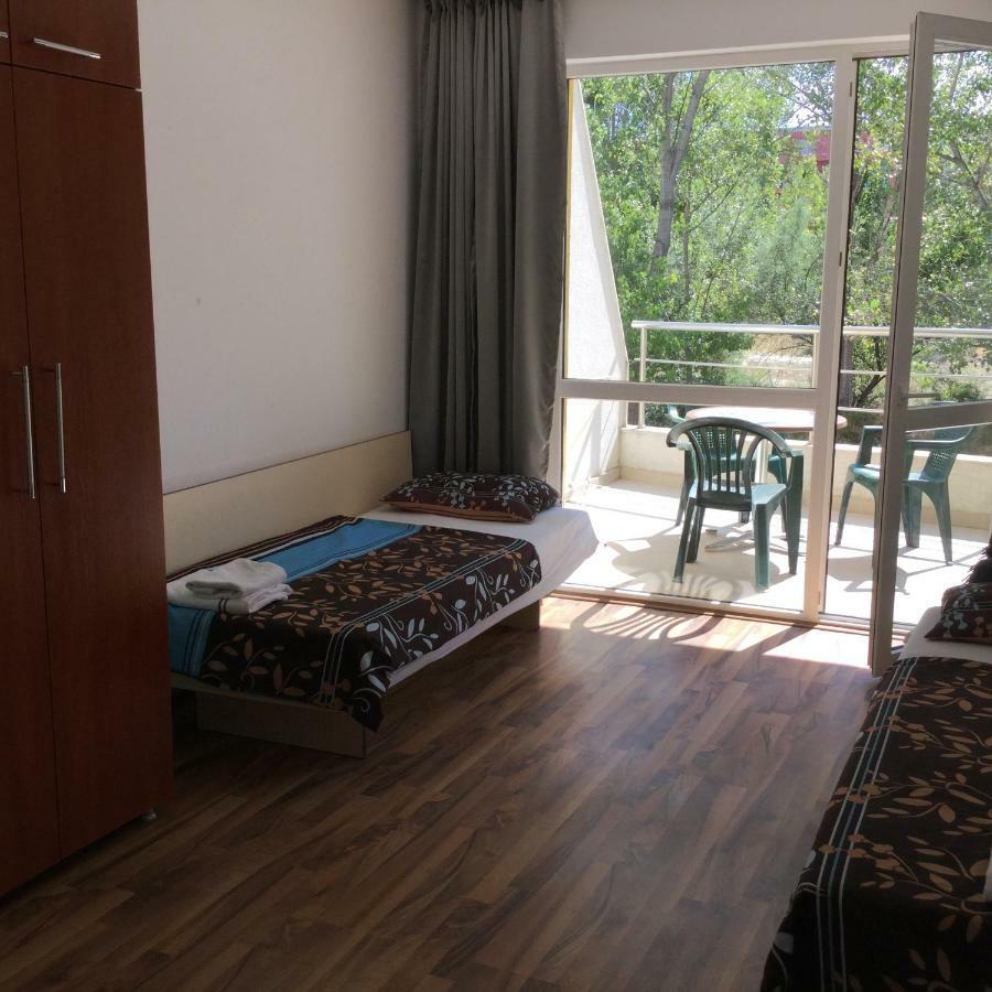 Sofia Apartments In Sunny Residence Pantai Sunny Luaran gambar